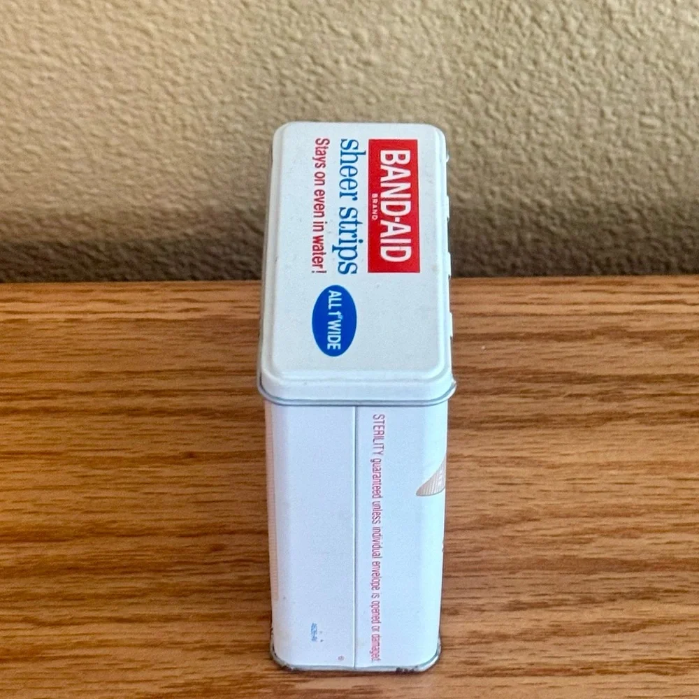 Vintage Band‑Aid Sheer Strips Tin Johnson & Johnson Metal First Aid Storage Box